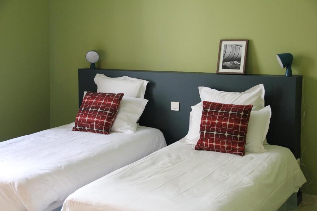 Hotel Courtille De Solutre Стая снимка